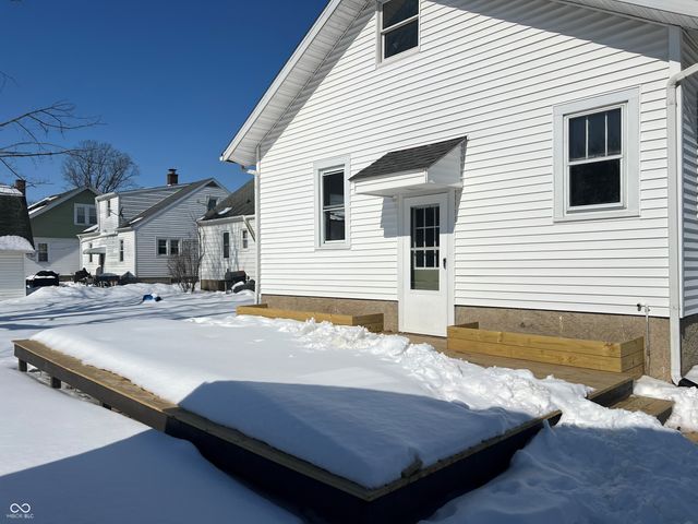 27 Beechgrove Avenue, Batesville, IN 47006