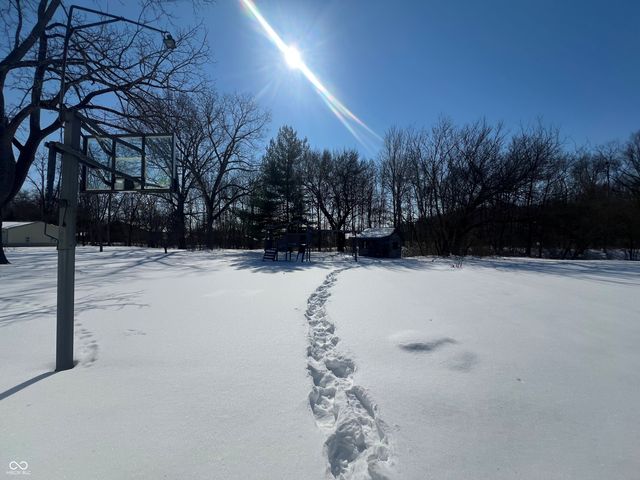 27 Beechgrove Avenue, Batesville, IN 47006