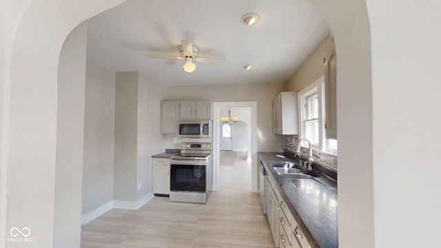 27 Beechgrove Avenue, Batesville, IN 47006