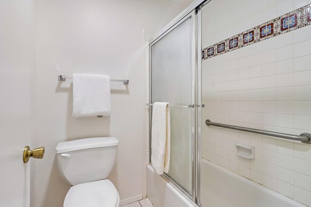 10326 Oso Redondo NE, Albuquerque, NM 87111