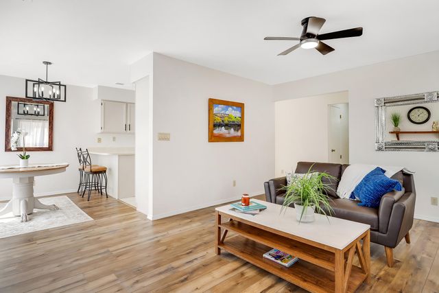 10326 Oso Redondo NE, Albuquerque, NM 87111