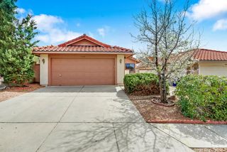 10326 Oso Redondo NE, Albuquerque, NM 87111