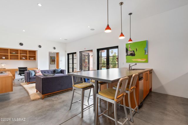 225 N Sierra Vista Drive, Tucson, AZ 85719