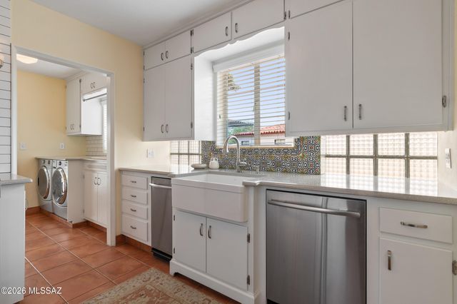 225 N Sierra Vista Drive, Tucson, AZ 85719