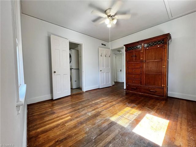 1305 Winstead Place, Greensboro, NC 27408