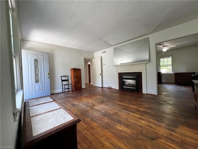 1305 Winstead Place, Greensboro, NC 27408