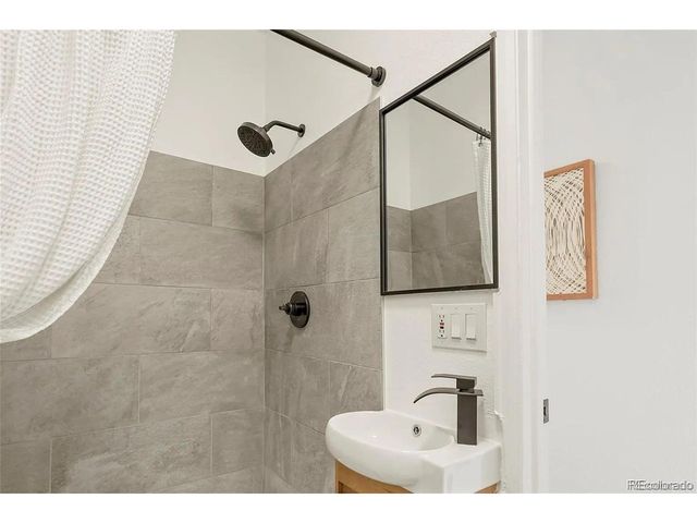 22 E Exposition Ave, Denver, CO 80209