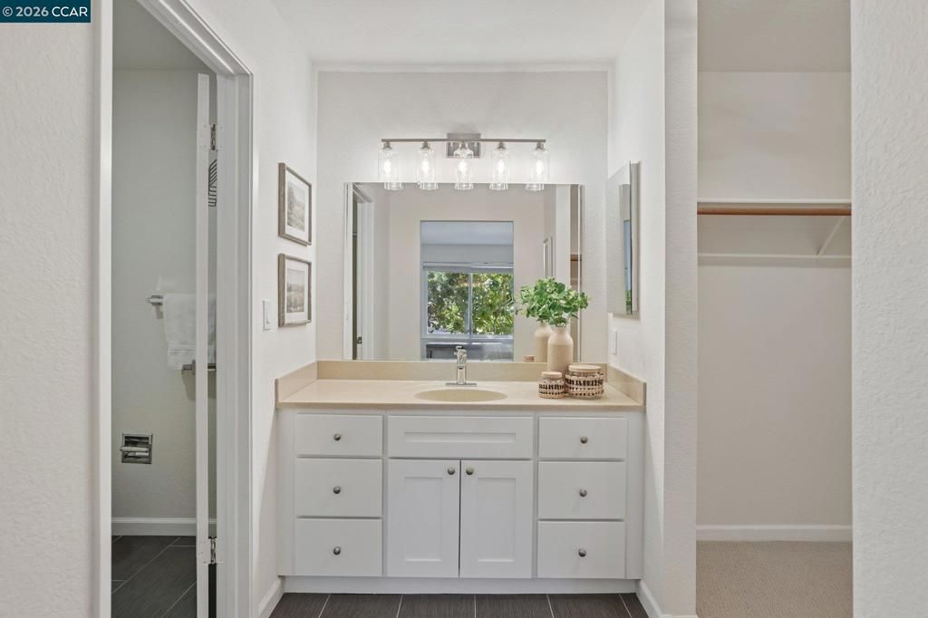 Image 29 of property listing at 271 Norris Canyon Ter A, San Ramon, CA 94583
