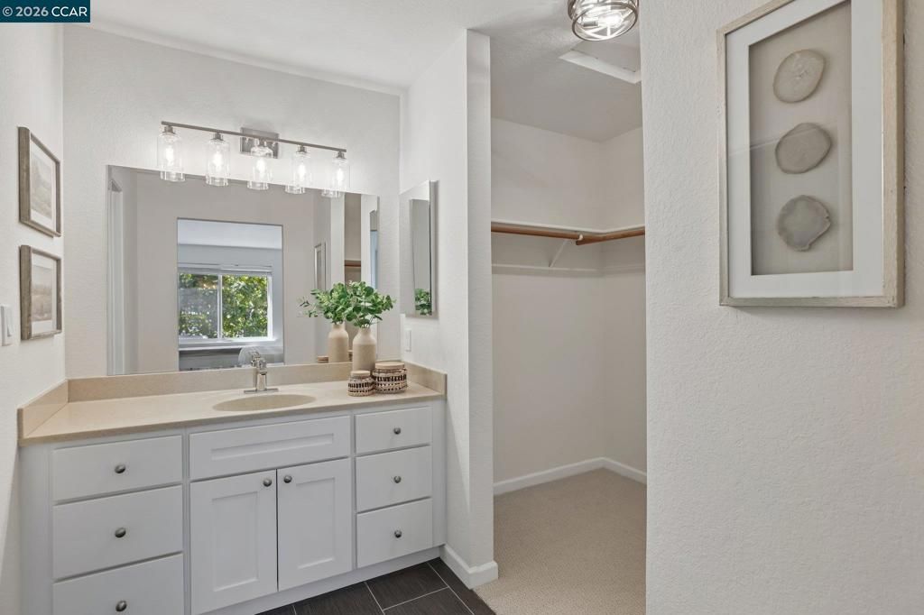 Image 30 of property listing at 271 Norris Canyon Ter A, San Ramon, CA 94583