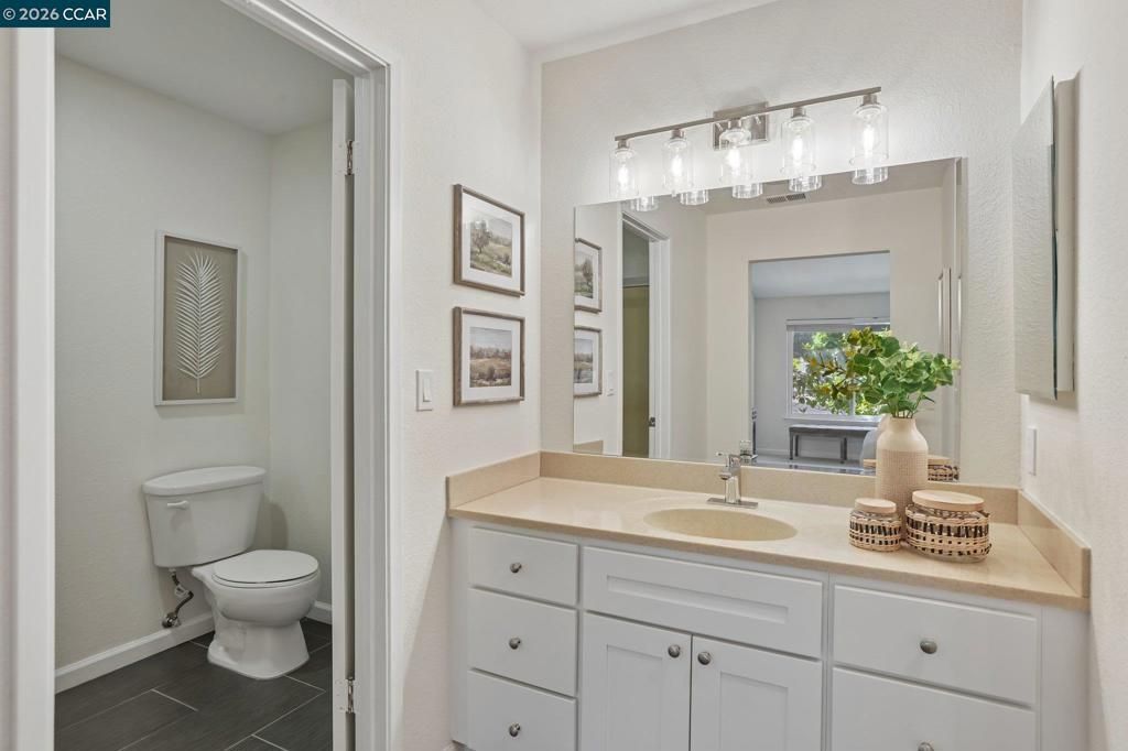 Image 31 of property listing at 271 Norris Canyon Ter A, San Ramon, CA 94583