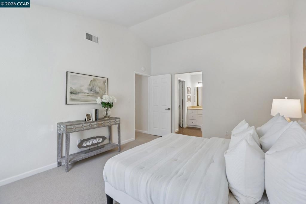Image 32 of property listing at 271 Norris Canyon Ter A, San Ramon, CA 94583