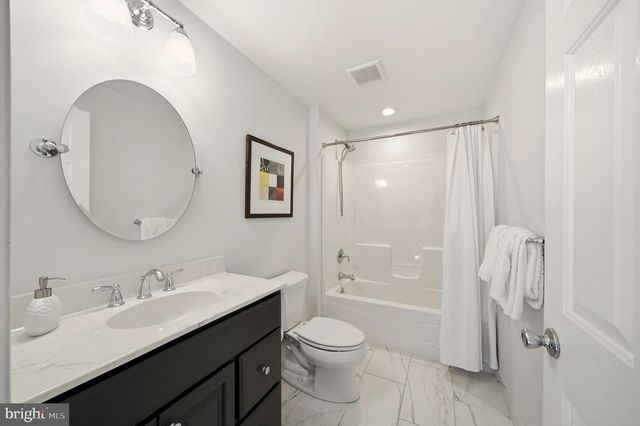 911 RIGHTER ST, Conshohocken, PA 19428