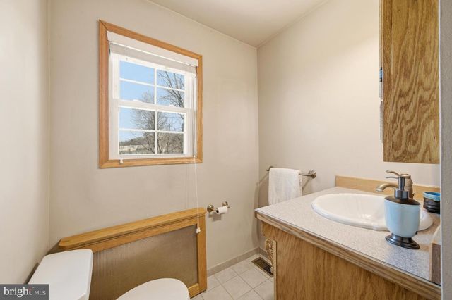 911 RIGHTER ST, Conshohocken, PA 19428