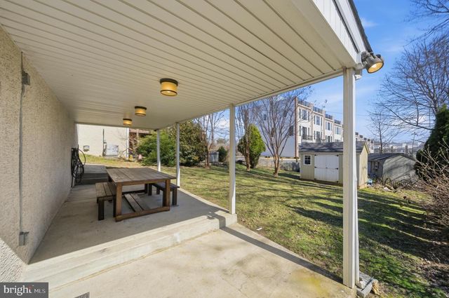 911 RIGHTER ST, Conshohocken, PA 19428