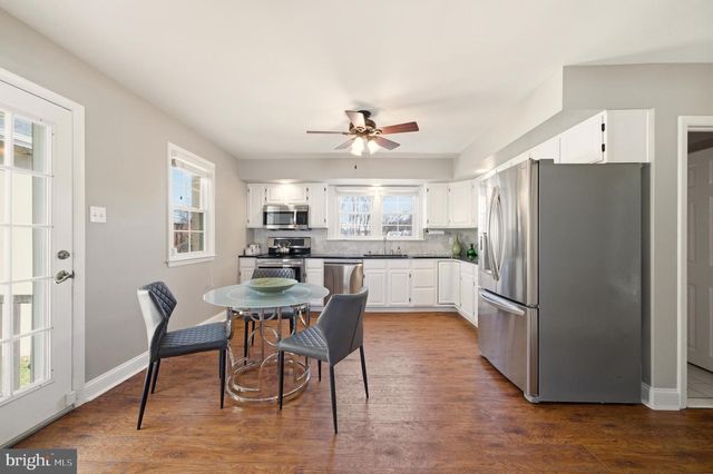 911 RIGHTER ST, Conshohocken, PA 19428