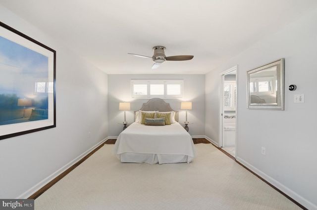 911 RIGHTER ST, Conshohocken, PA 19428