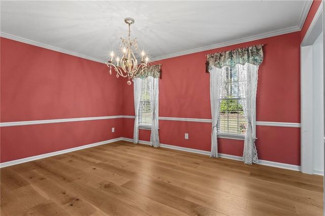 146 Lakeside Drive NW, Kennesaw, GA 30144