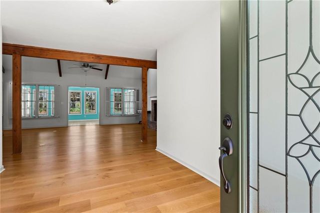 146 Lakeside Drive NW, Kennesaw, GA 30144