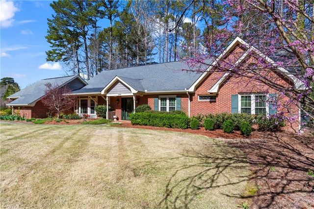 146 Lakeside Drive NW, Kennesaw, GA 30144