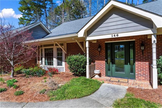 146 Lakeside Drive NW, Kennesaw, GA 30144