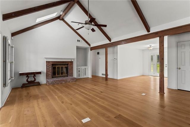 146 Lakeside Drive NW, Kennesaw, GA 30144