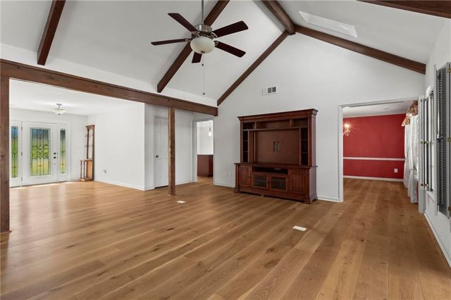 146 Lakeside Drive NW, Kennesaw, GA 30144