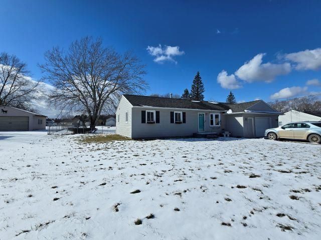 3052 Eastgate Street, Burton, MI 48519