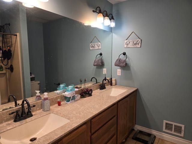 3052 Eastgate Street, Burton, MI 48519