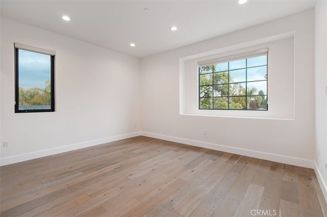 5017 Hesperia Ave, Encino, CA 91316