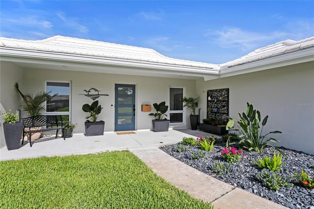4152 13TH LANE NE, St Petersburg, FL 33703