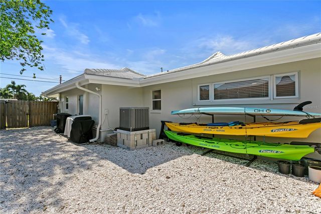 4152 13TH LANE NE, St Petersburg, FL 33703