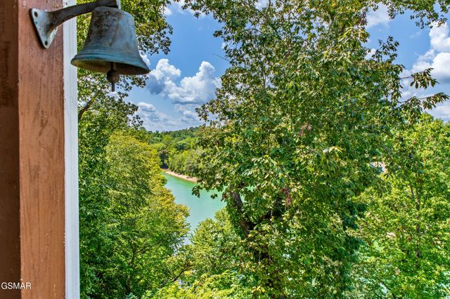 1279 Clabo Lane, Sevierville, TN 37876