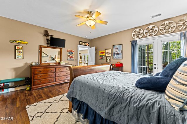 1279 Clabo Lane, Sevierville, TN 37876