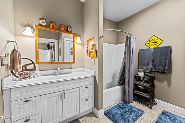 1279 Clabo Lane, Sevierville, TN 37876