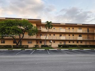 301 Cambridge Road 306, Hollywood, FL 33024