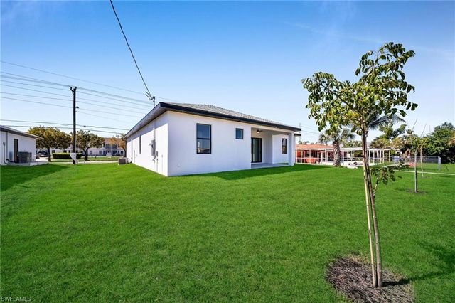 311 NW 4th ST, Cape Coral, FL 33993