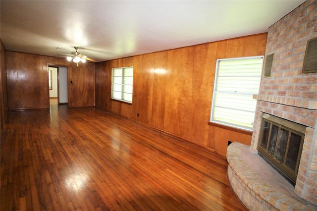 2428 Corbett Street, La Marque, TX 77568