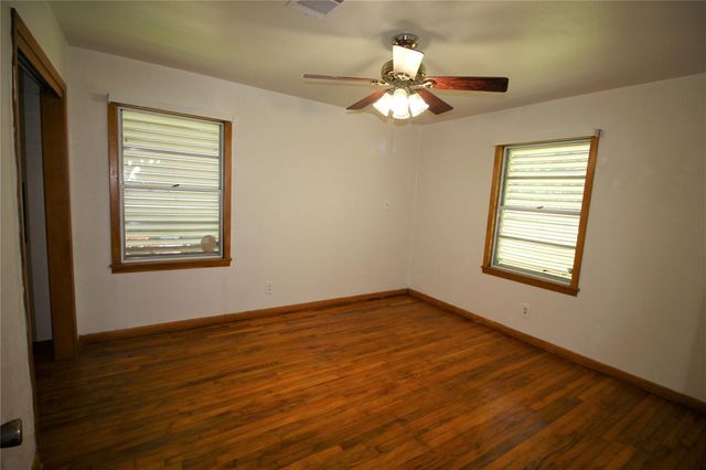 2428 Corbett Street, La Marque, TX 77568