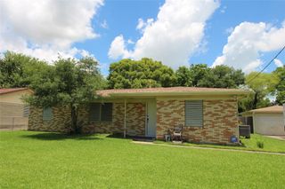 2428 Corbett Street, La Marque, TX 77568