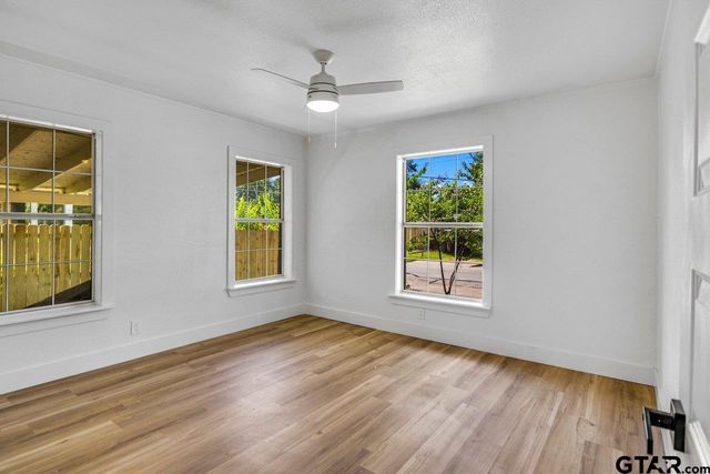 1513 E Lawrence St, Tyler, TX 75702