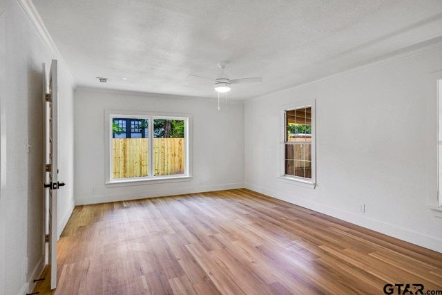 1513 E Lawrence St, Tyler, TX 75702