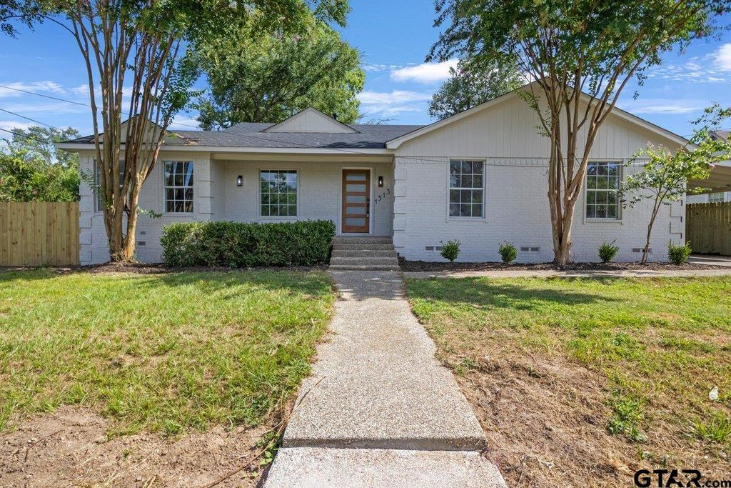 1513 E Lawrence St, Tyler, TX 75702