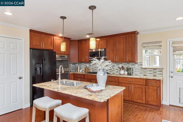 5506 Nebraska Dr, Concord, CA 94521