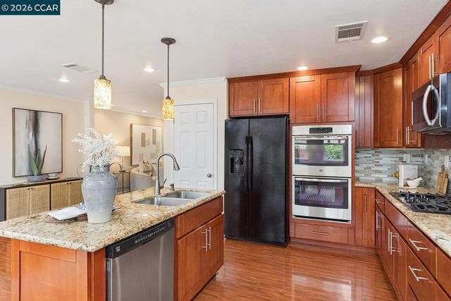 5506 Nebraska Dr, Concord, CA 94521