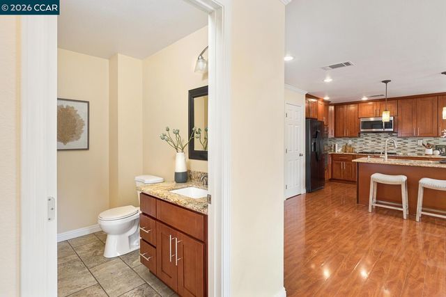 5506 Nebraska Dr, Concord, CA 94521