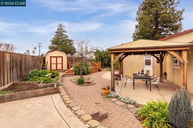 5506 Nebraska Dr, Concord, CA 94521