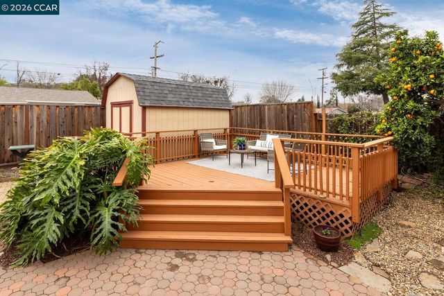 5506 Nebraska Dr, Concord, CA 94521