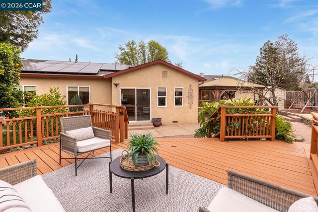 5506 Nebraska Dr, Concord, CA 94521