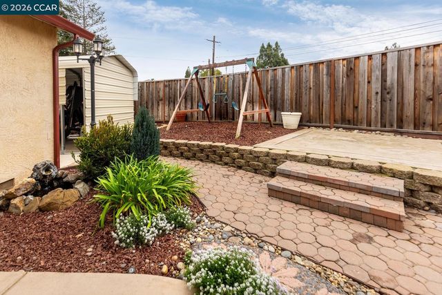 5506 Nebraska Dr, Concord, CA 94521