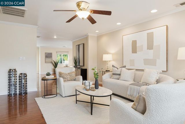 5506 Nebraska Dr, Concord, CA 94521